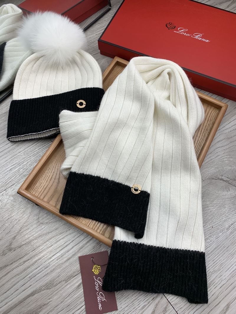 Love Piana Caps Scarfs